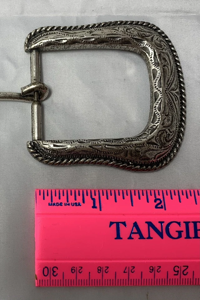 Пряжка ковбойская вестерн серебристого цвета в старинном стиле с завитками в виде цветка с цветочным узором - Изображение 4 из 4