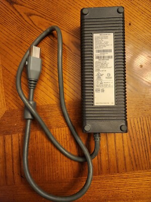 203W OFFICIAL GENUINE DPSN-186CB A MICROSOFT  XBOX 360 AC POWER SUPPLY BRICK