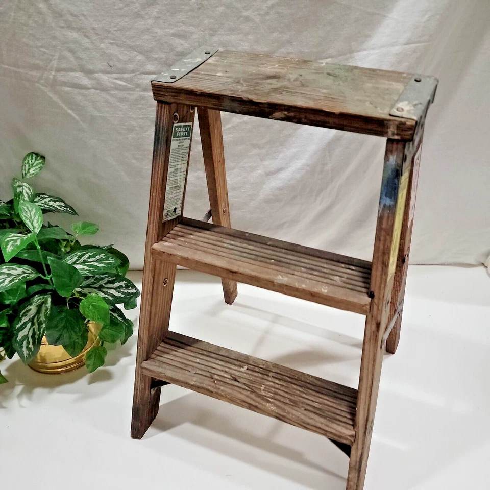 Soporte para plantas de escalera de madera vintage de 2 escalones, pátina chippy, decoración rústica de granja Foto 2 de 4