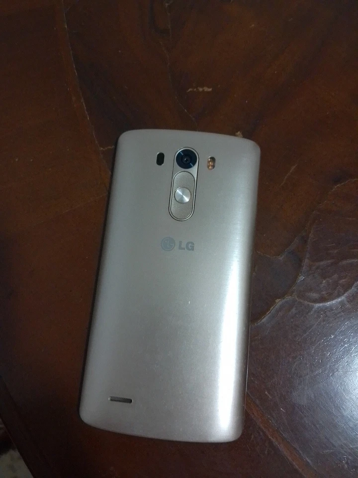LG G3 32Gb  D855 Smartphone - Immagine 2 di 2