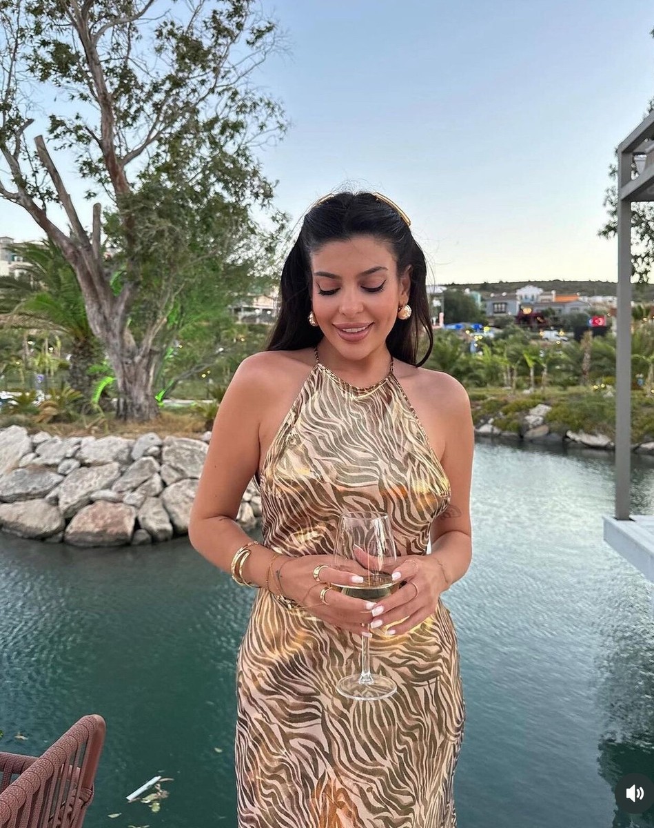 ZARA WOMEN SS24 SIZE XS FOIL ANIMAL PRINT MIDI HALTER DRESS NWT | 1165/164/035 | eBay ZARA WOMEN SS24 SIZE XS FOIL ANIMAL PRINT MIDI HALTER DRESS NWT | 1165/164/035 | eBay