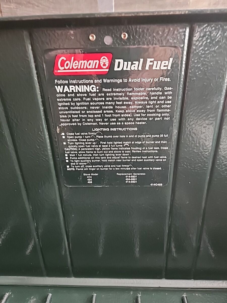 Coleman The Powerhouse Unleaded 414 Dual Fuel 2-Burner Camp Coleman The Powerhouse Unleaded 414 Dual Fuel 2-Burner Camp