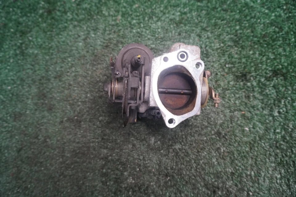 Корпус дроссельной заслонки 2001 2002 2003 TOYOTA Highlander 3L от оригинального производителя 139 000 миль - Изображение 2 из 4