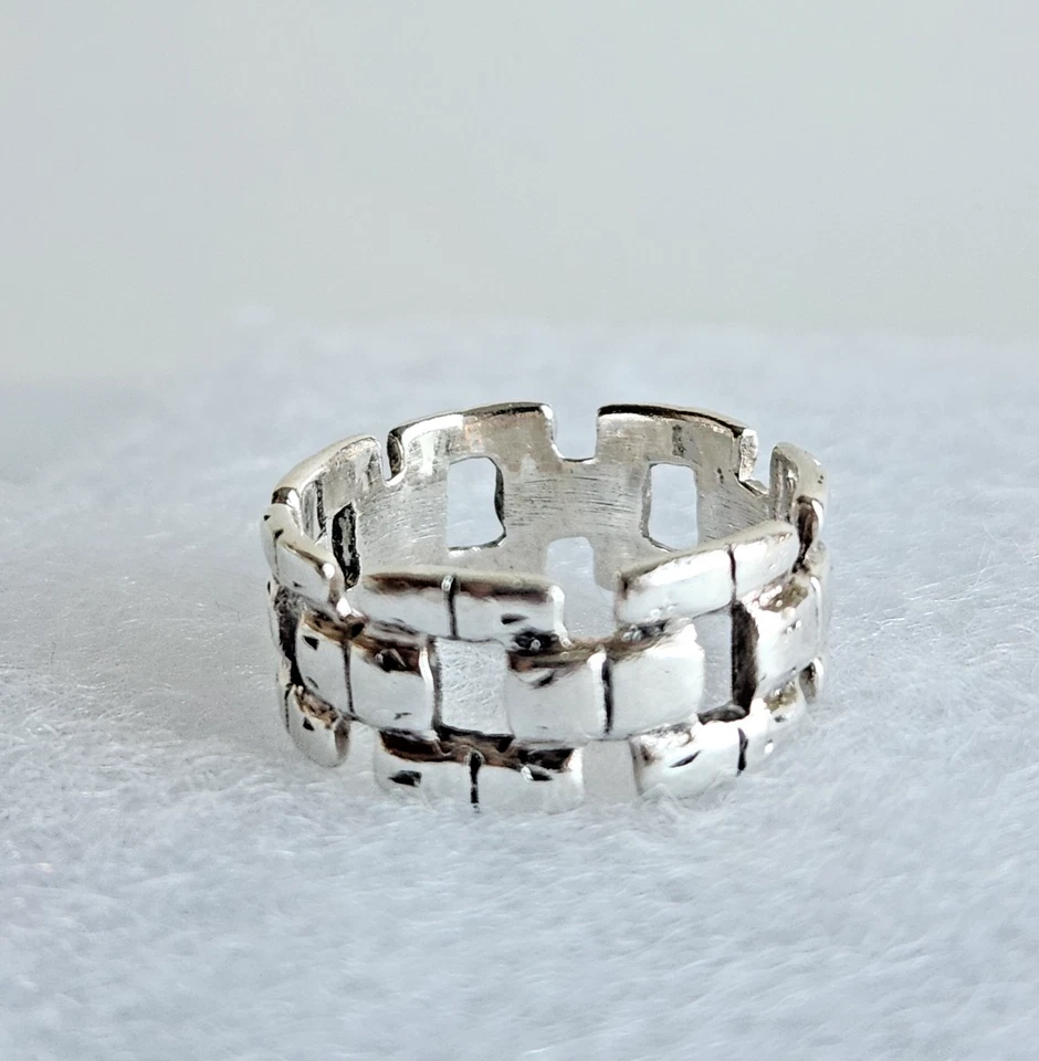 Anillo de plata de ley con banda calada ancha | Diseño triple por encima y por debajo | Talla 7,5 Foto 3 de 4