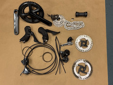 Complete Shimano Ultegra R8000/6800 hydraulic brakes w/levers 2x11 drivetrain