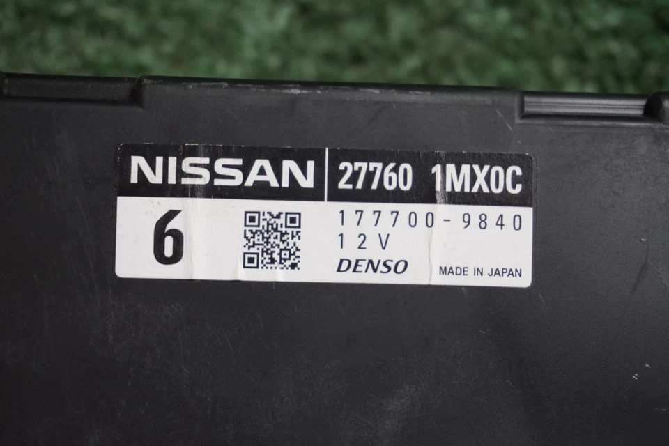 2011 2012 2013 INFINITI M37 AC AMPLIFIER CLIMATE Control MODULE OEM 277601MX0C - Image 2 of 4