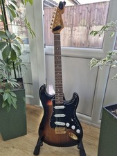 Squier Classic Vibe 60's Stratocaster Electric Guitar Sunburst