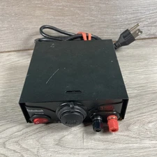 Radio Shack 22-507 Power Supply 13.8 VDC 3 Amp with 12 VDC Accessory Socket
