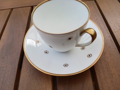 Moccatasse mit Unterer. Weimar Porzellan. Pünktchen Dekor. Mokkagedeck