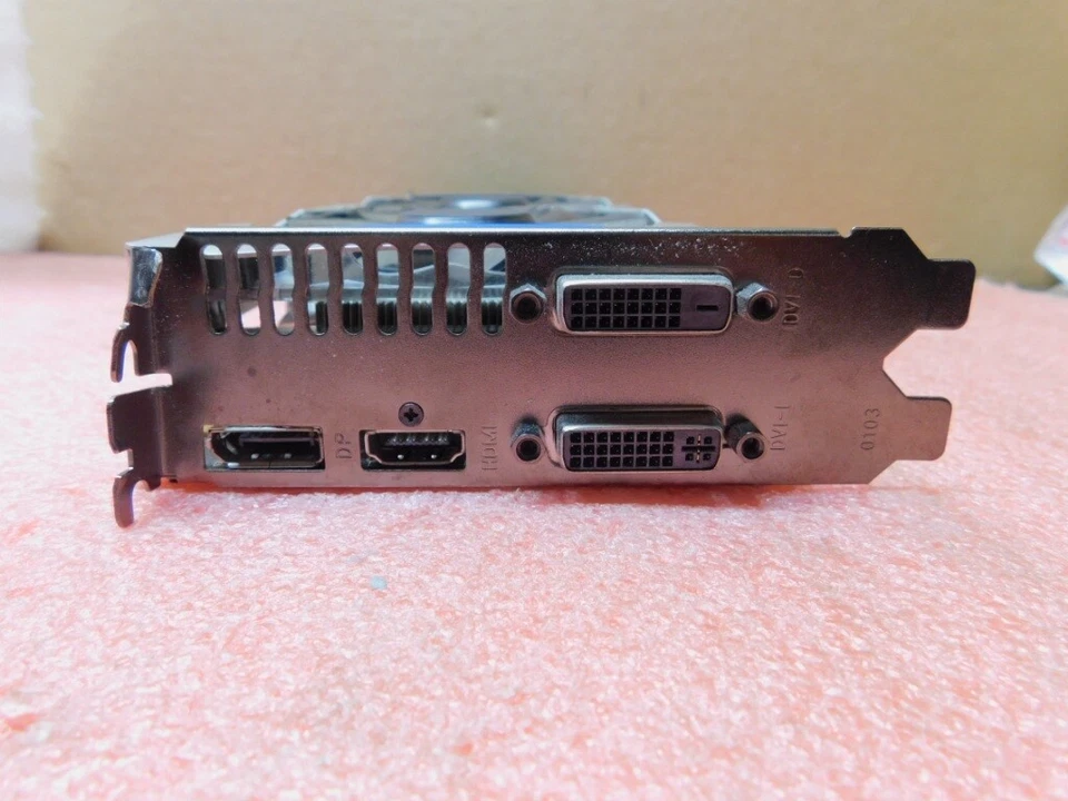 Galaxy Nvidia GeForce GTX 670 GC -- 4GB GDDR5 PCIe Video Card - Image 2 of 4