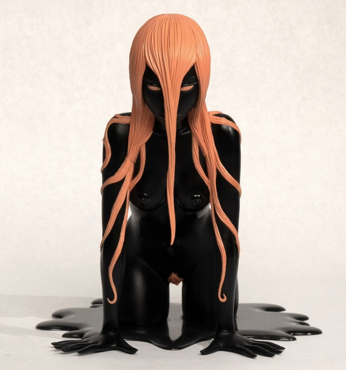 Tara McPherson Kidrobot Black Lilitu - Designer Vinyl Toy Tara McPherson Kidrobot Black Lilitu - Designer Vinyl Toy