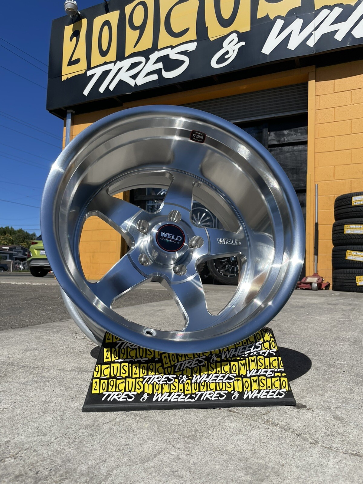 4 17" WELD VENTURA S105 17x11 44 4.25 5x127 C10 OBS CHEVY NITTO TIRES