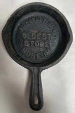Vtg Mini Cast Iron Promo Skillet Ashtray St Augustines Oldest Store Museum (A5)
