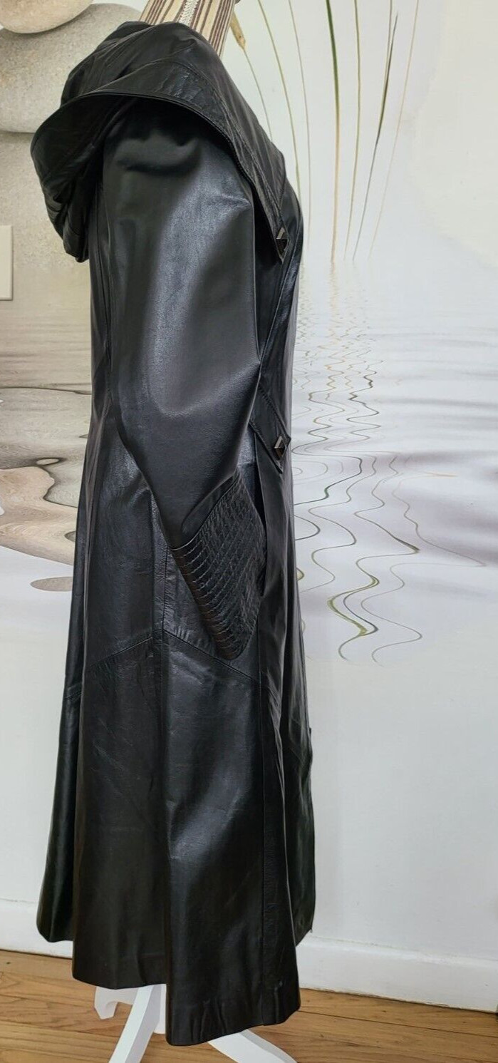 GR Long Trench Coat Jacket Nappa Leather Womens Sz IT 36" US 6Tall  $2100 Retail image 10