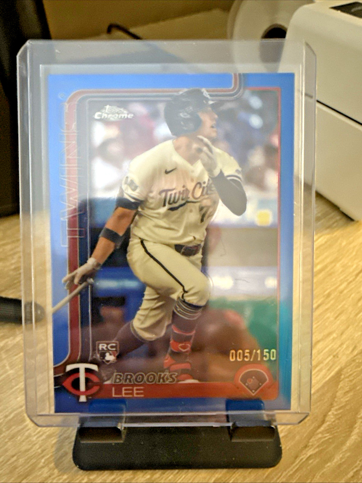 2025 Topps Chrome Brooks Lee #234 Blue Lava Refractor 5/150 (RC) Minnesota Twins