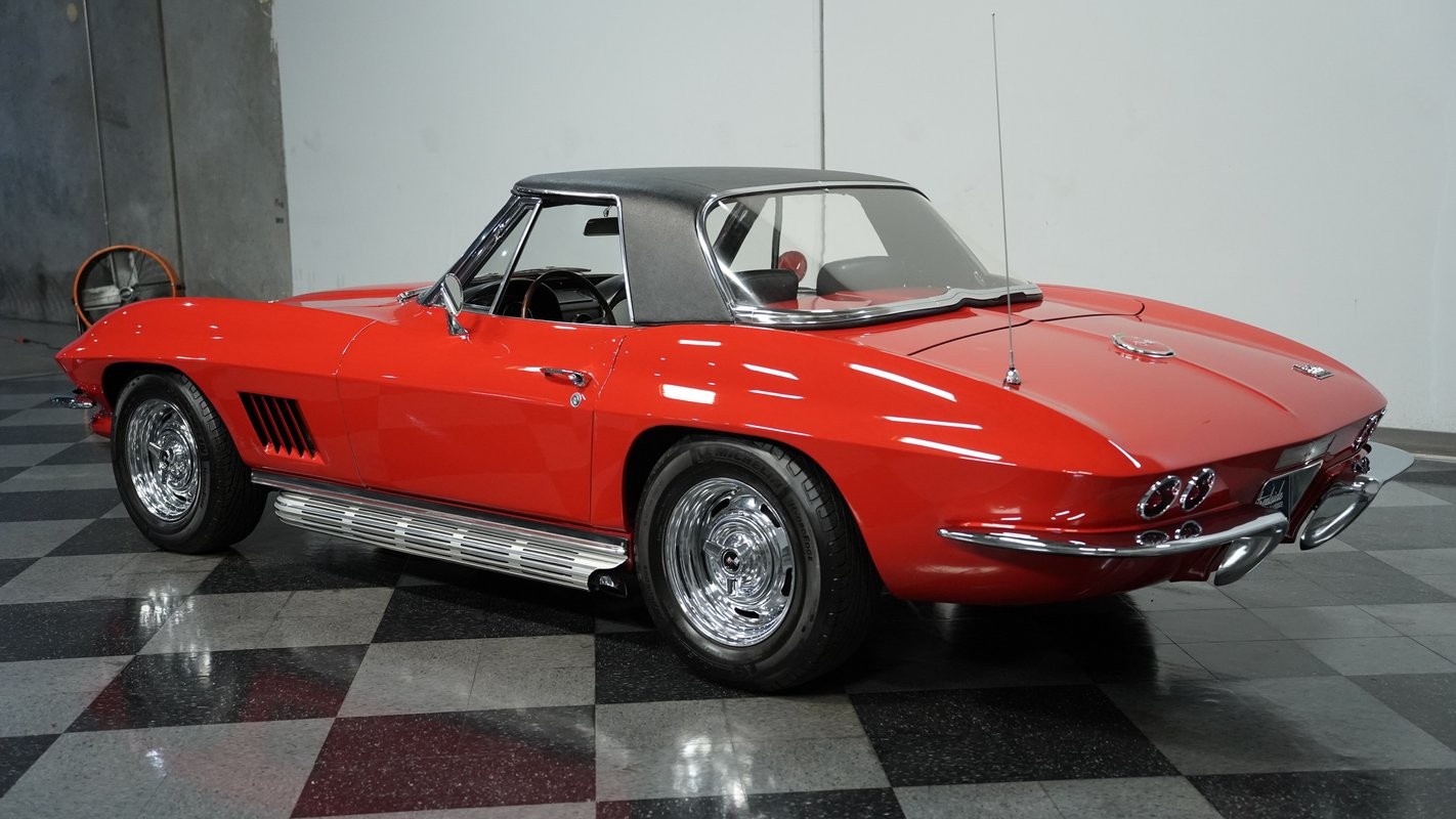 1967 Red Chevrolet Corvette   | C2 Corvette Photo 8