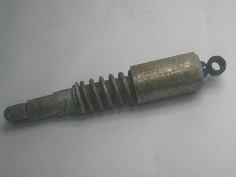 Honda Cl450 K2 Cl 450 Scrambler 1969 amortiguador trasero Foto 2 de 4