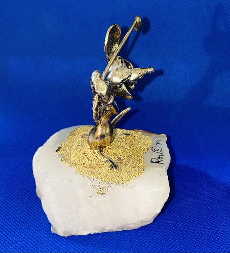 Statuina vintage Ron Lee topo golf in ottone su base di roccia al quarzo firmata 1979 - Foto 6 di 7