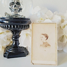 Antique Cabinet Card Photograph Photographer Victorian Woman Fort Edwards NY Wm