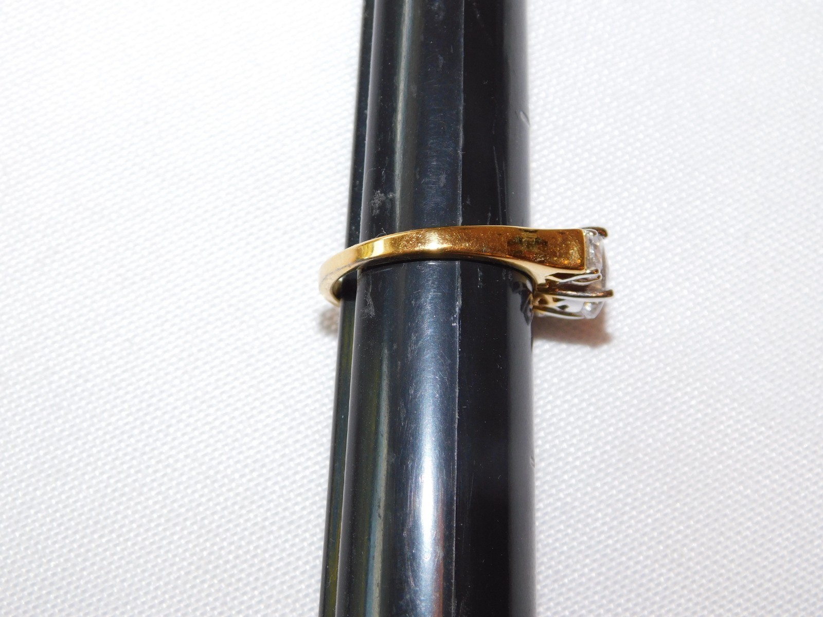 EDCO Three Stone Ring "Past Present Future" Gold … - image 5