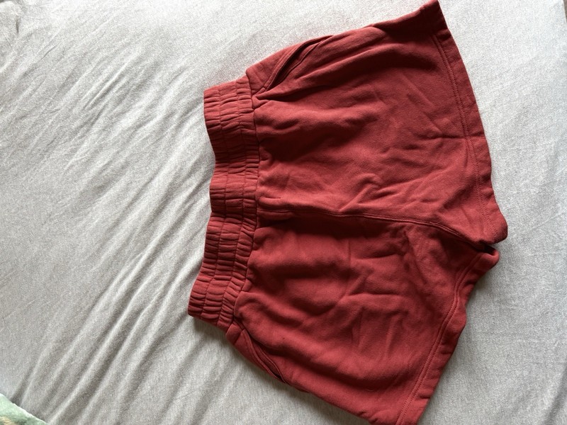Darc Sport Red Solid Athletic Style Elastic Waist Shorts Size L