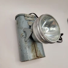 Vintage Justrite Mfg Battery Powered Head Lamp Flashlight Untested