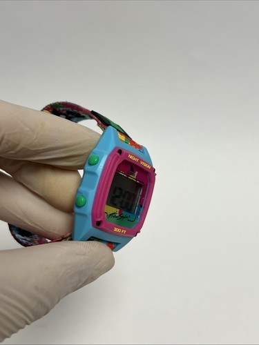 FREESTYLE Shark Classic Clip NEON SPLATTER 38MM Quartz Watch UNIQUE! RARE!! Mint - Picture 5 of 9
