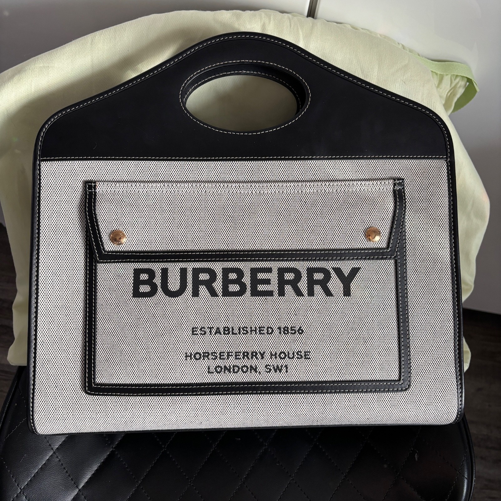 Burberry Medium Pocket Tote Black