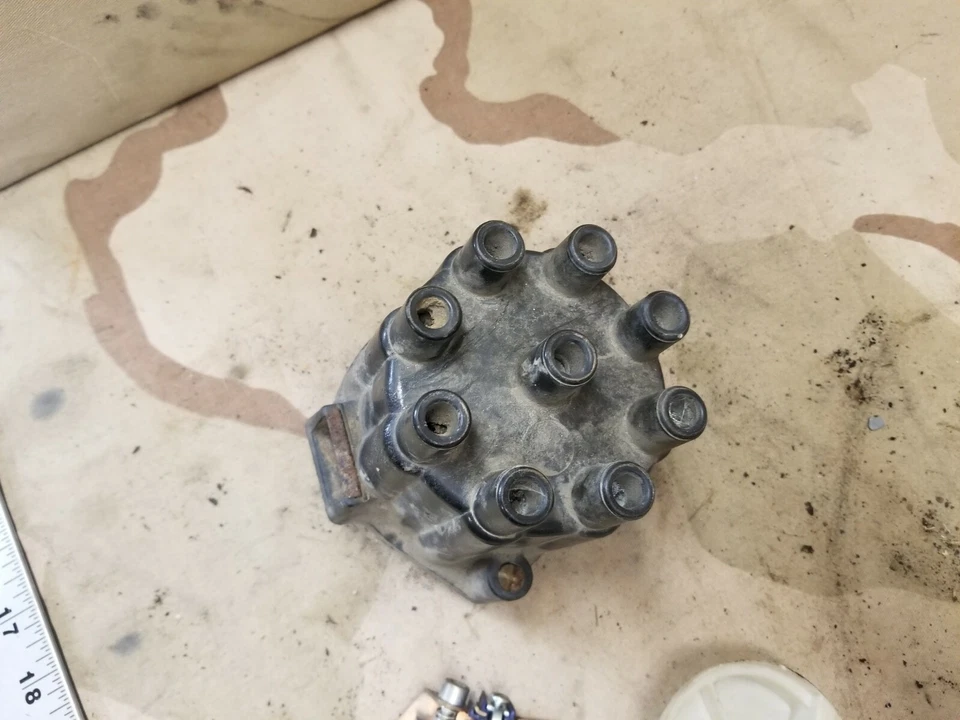 1966 Fleetwood 429 distribuidor tampa rotor pontos condensador fabricante de equipamento original Cadillac  - Imagem 3 de 4