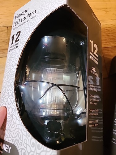 New Northpoint 12-LED Lantern Vintage Style, Black, 10 x 6 x 6 - Picture 5 of 9