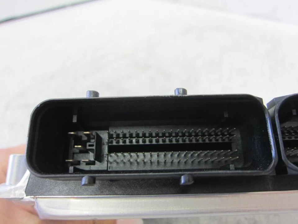 8E0907401J Centralina Motore per AUDI ALLROAD QUATTRO QUATTRO (4B5) 2001 1370457 - Immagine 3 di 4