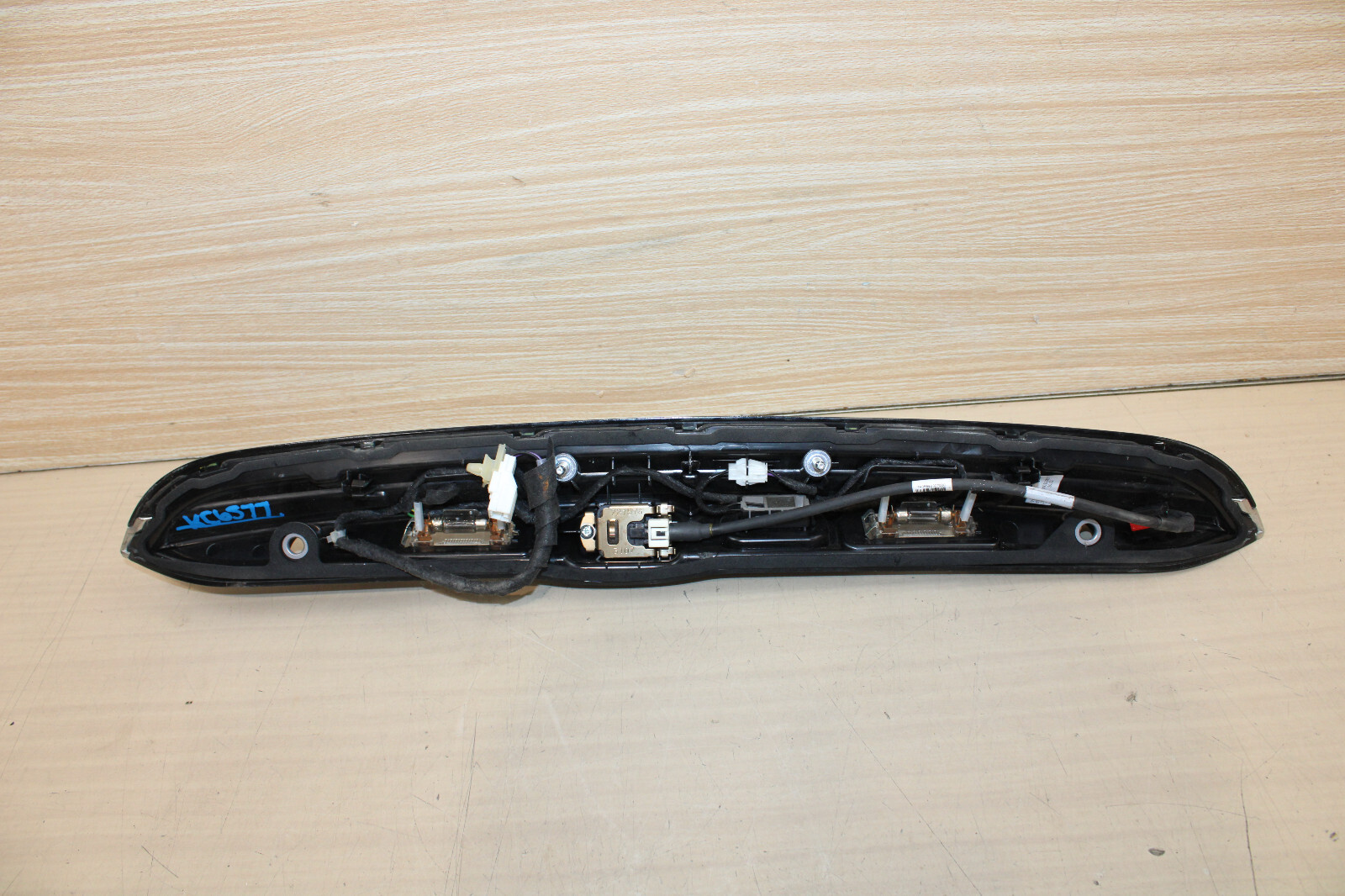14-22 MASERATI GHIBLI DECKLID TRUNK LID MOLDING + CAMERA EXCELLENT BLACK OEM