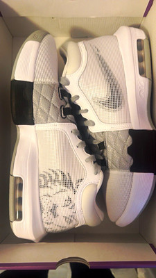 Lebron Witness 9 Men s Low Top Lace-Up Athletic Sneakers White/Black/Gray