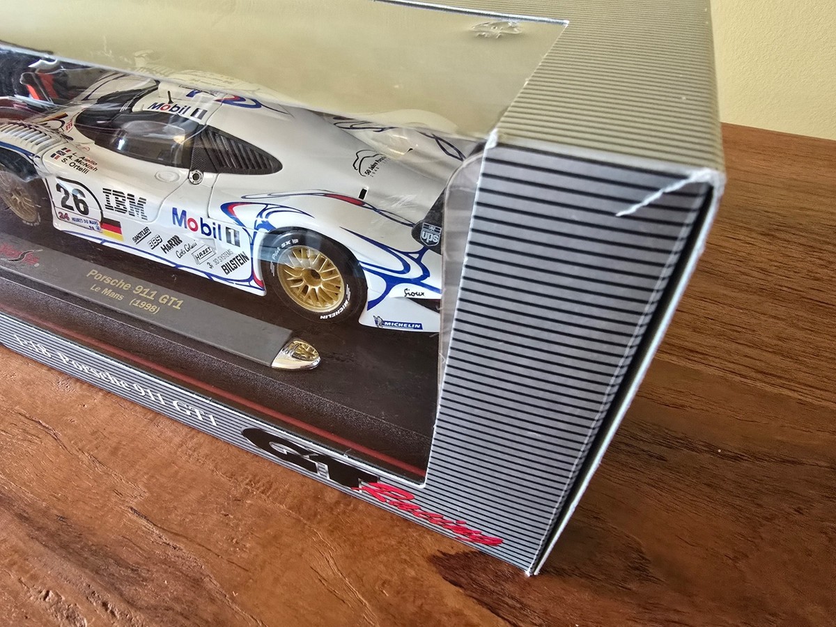 Maisto Porsche 911 Gt1 Le Mans 1998 # 25 Die Cast Model Car