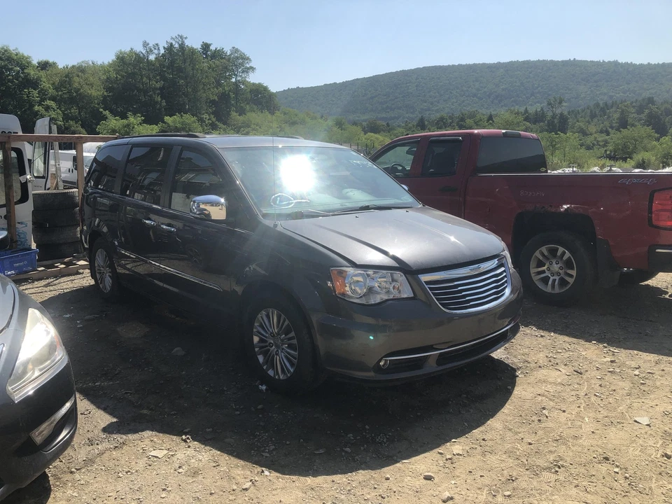 15 CHRYSLER TOWN CNTRY Crossmember/cradle/undercarria (NO SHIPPING) Foto 3 de 4