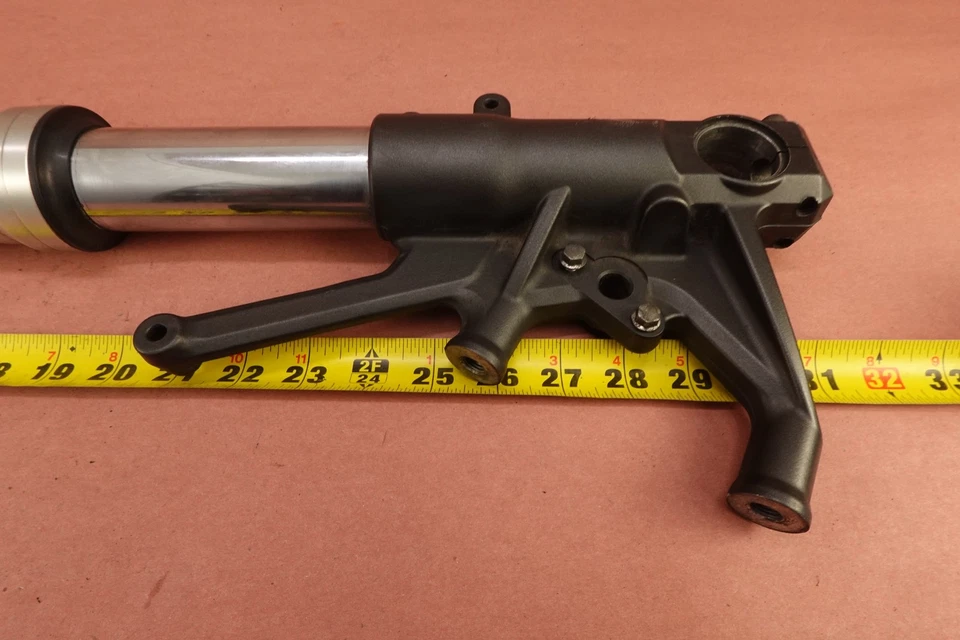 Tubo amortiguador horquilla delantera derecha Kawasaki Concourus 14 ZG1400 2008-2009 Foto 4 de 4