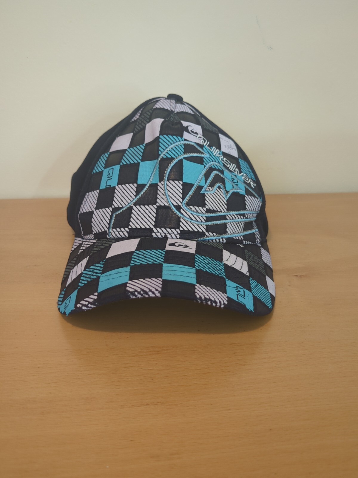 quicksilver baseball cap - image 1