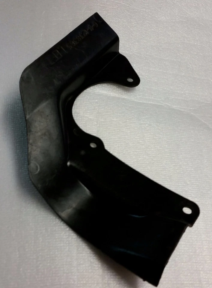 1976-1977 NOS GM Buick Century 4DR Custom Sed Wheel Panel Skirt to Frame Baffle  - Image 2 of 4