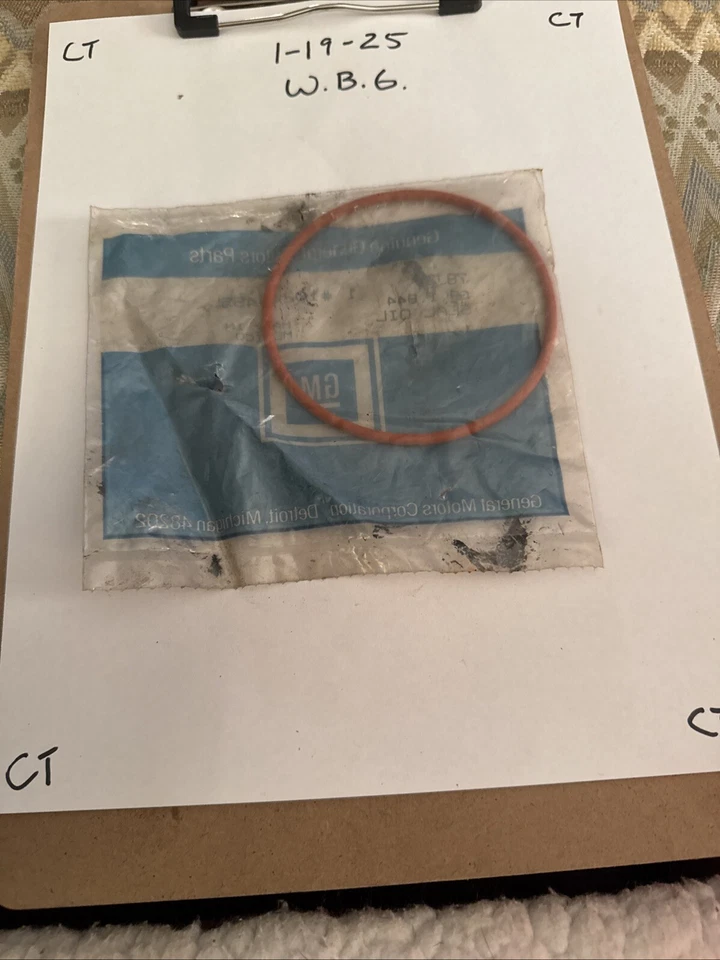 1x GM 10244495 Chevrolet Caprice/Impala SS (91-96) Oil Cooler Adapt- B19-47 - Image 2 of 2