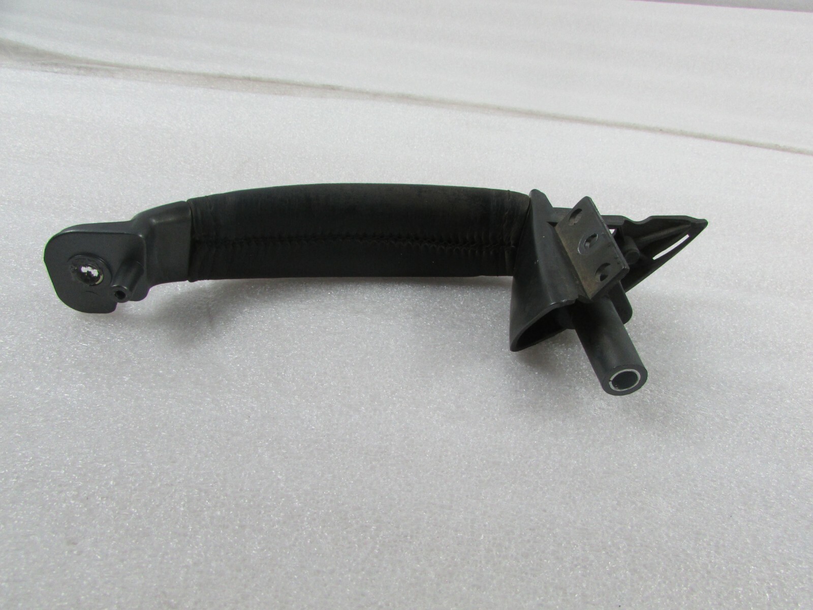Maserati Granturismo, LH, Left Door Grab Handle, Used, P/N 96879000