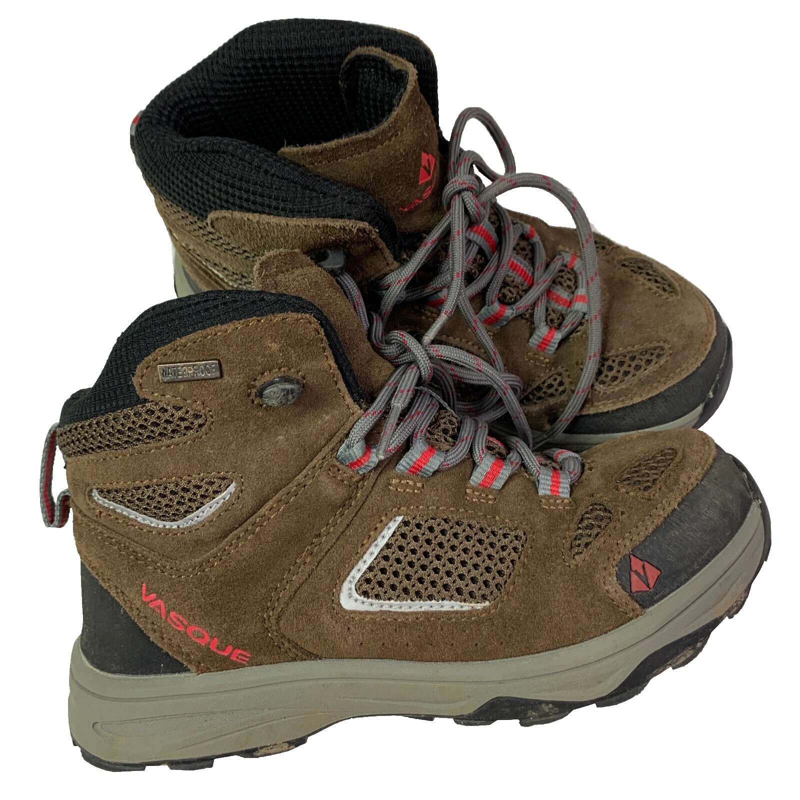 Zapatos superiores de cuero vasco para niños