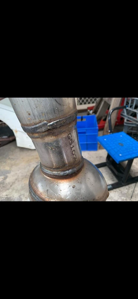 Ford Catalytic Converter Genuine Part - Image 4 of 4