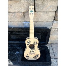 Vintage Regal Panda Soprano Ukulele