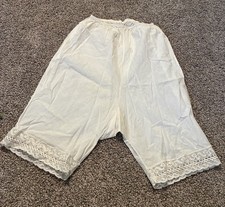 Beautiful Vintage Bloomers With Intricate Lace
