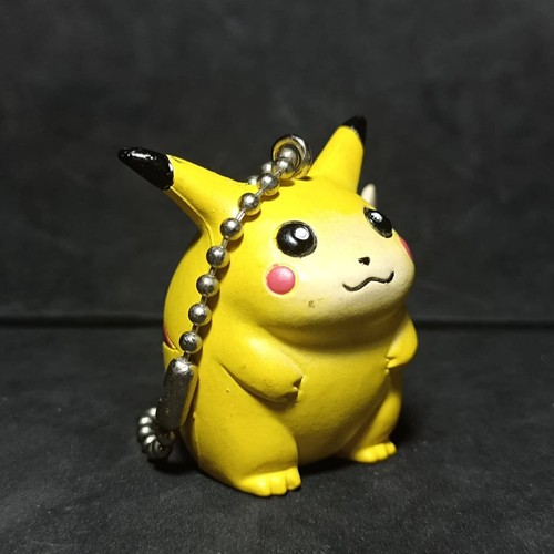 Pikachu_ Tomy_ Bandai _ Schlüsselanhänger_ 4 cm_ Pikachu Pokémon TOMY Bandai - Bild 2 von 7