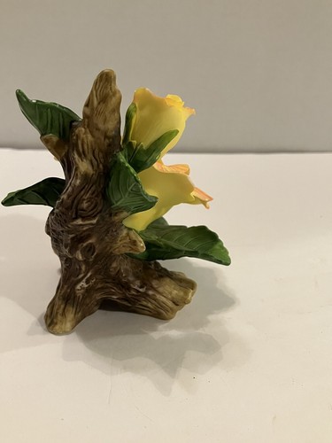 Ceramic Orange And Yellow Roses Figurine. Stamped 1999 - Picture 3 of 7