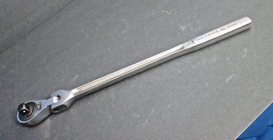 Trinquete de cabeza flexible de 17" de colección Craftsman 1/2"" Drive -VVH- 44984 EE. UU. Quick R Foto 4 de 4