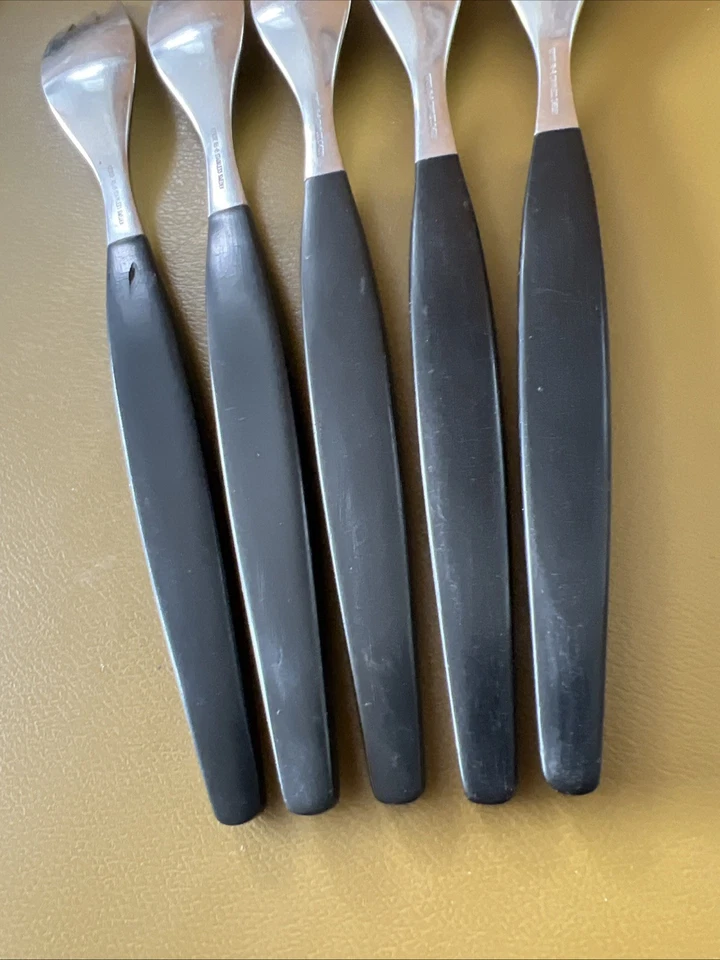 5 tenedores de cena FOCUS BLACK de Gense cubiertos de acero inoxidable 18/8 Suecia 7 3/4”. Foto 4 de 4