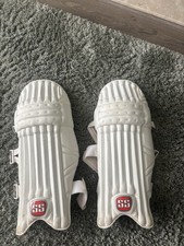 Ss Pro Players Cricket Batting Pads Right Handed