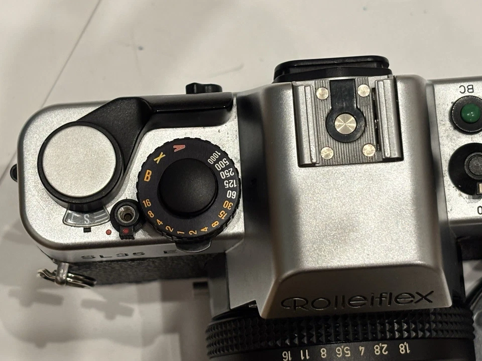 Cámara fotográfica Rolleiflex SL35 E 35mm con lente Rollie-HFT Planar 1.8/50mm.Funciona. Foto 3 de 4